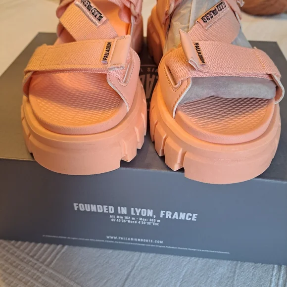 Palladium Revolt Platform Sandals - Picture 5 of 8